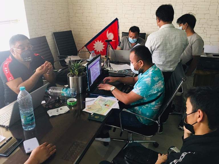 यूएईमा पासपोर्ट नवीकरणका लागि निःशुल्क घुम्ती सेवा सुरु